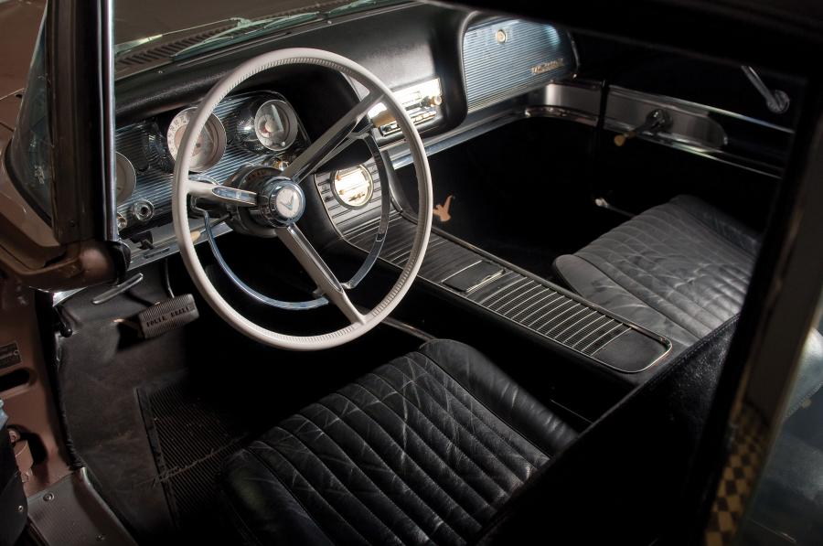 Ford Thunderbird Convertible 1960 года  (фото 9 из 30)